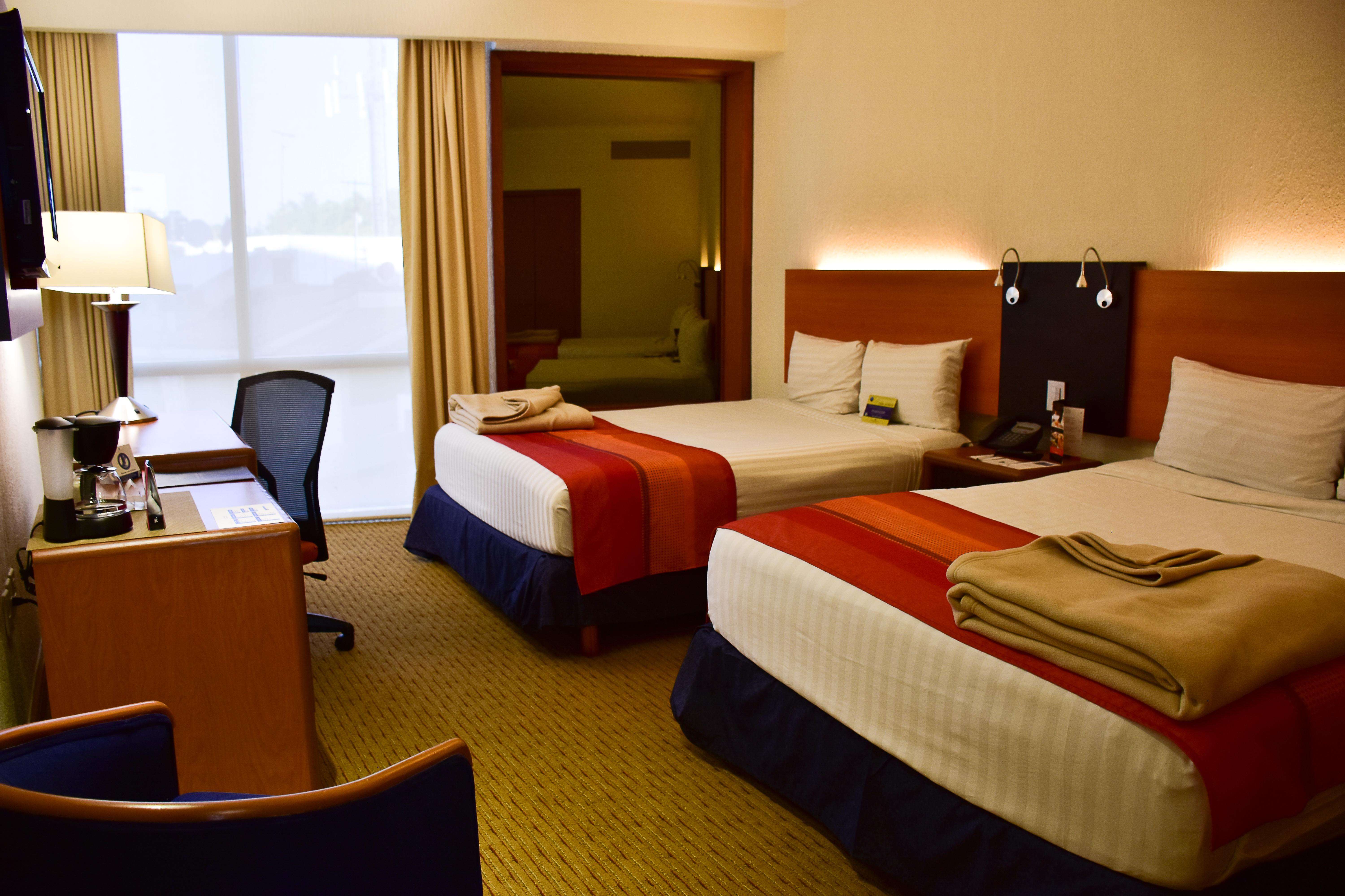 Hotel Guadalajara Plaza Expo Extérieur photo